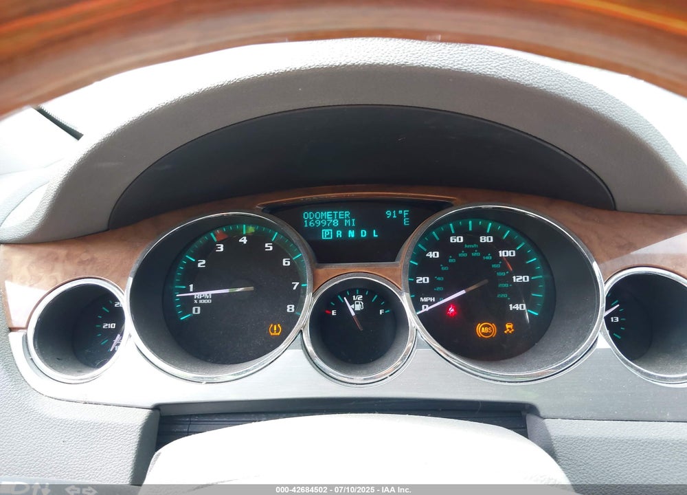 2011 BUICK ENCLAVE VIN: 5GAKRBED3BJ238087