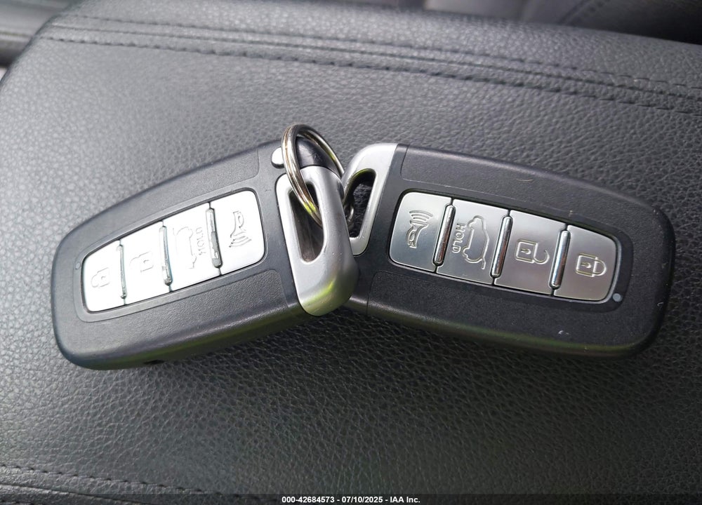 2013 KIA SPORTAGE VIN: KNDPCCA26D7428000