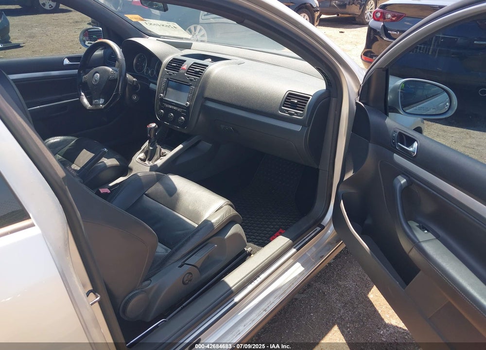 2006 VOLKSWAGEN GTI VIN: WVWEV71K06W146520