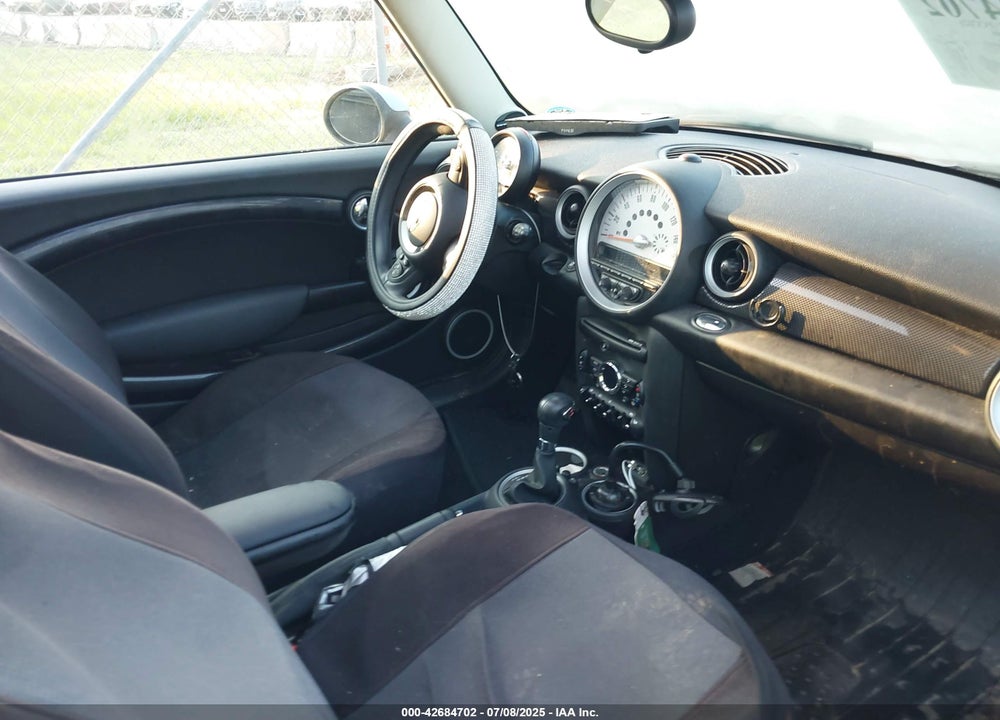 2014 MINI CLUBMAN COOPER S VIN: WMWZG3C57ET800826