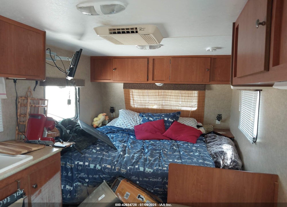 2014 KZ SPORTSMAN VIN: 4EZTK1919E5087270