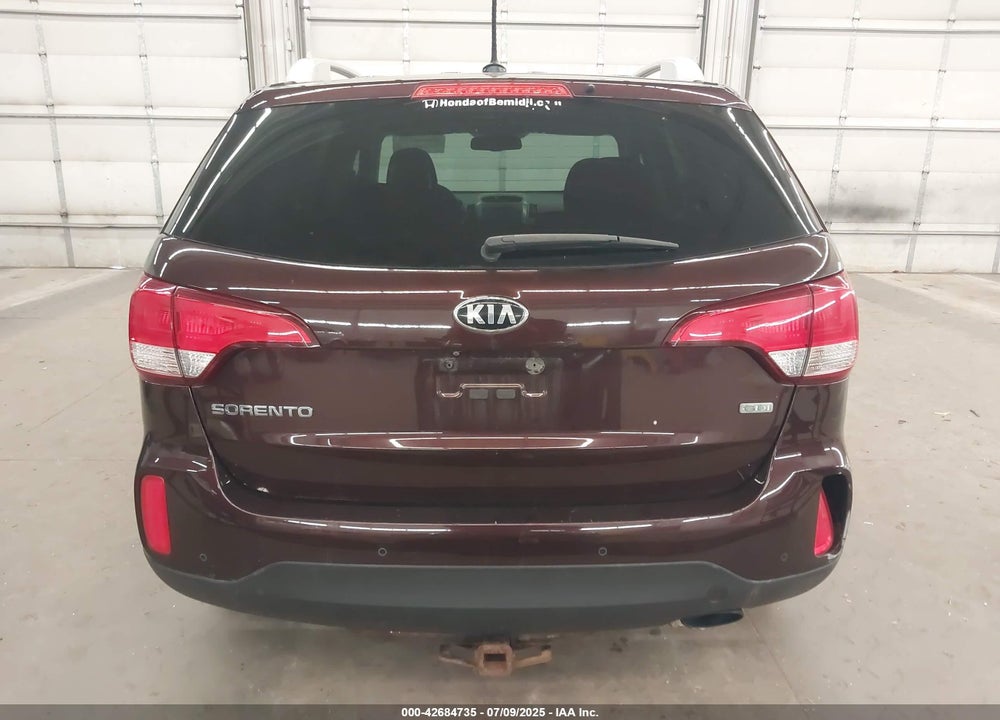 2015 KIA SORENTO VIN: 5XYKTDA62FG639803