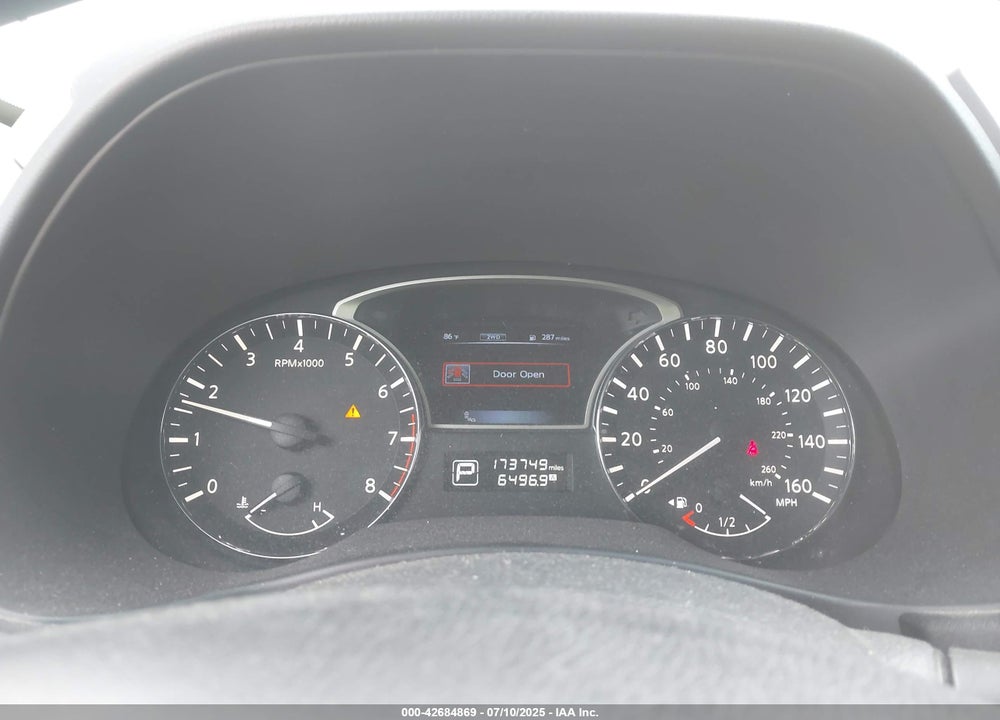 2015 NISSAN PATHFINDER VIN: 5N1AR2MM5FC667264