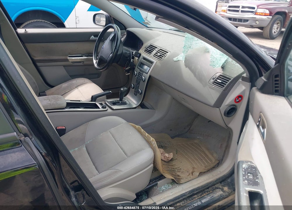 2009 VOLVO S40 VIN: YV1MS382692467616