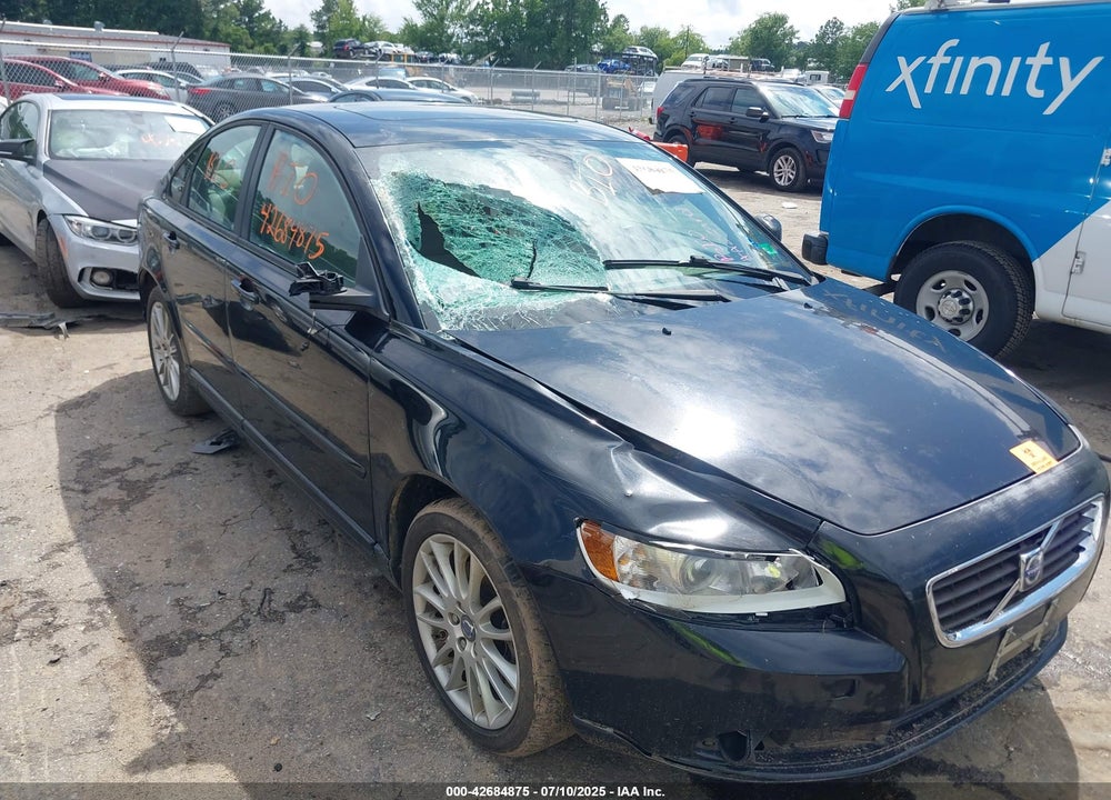 2009 VOLVO S40 VIN: YV1MS382692467616