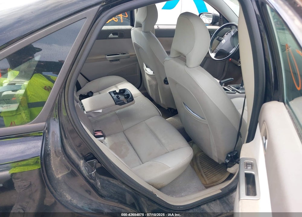 2009 VOLVO S40 VIN: YV1MS382692467616