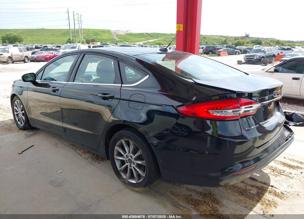 2017 FORD FUSION VIN: 3FA6P0HDXHR161759