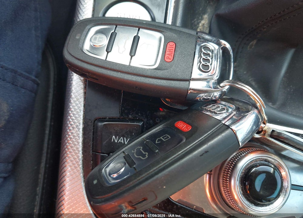 2014 AUDI A4 VIN: WAUHFAFL8EN020335