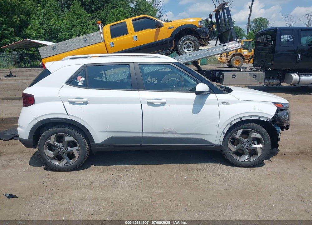 2022 HYUNDAI VENUE VIN: KMHRC8A33NU159516