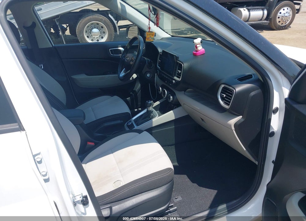 2022 HYUNDAI VENUE VIN: KMHRC8A33NU159516