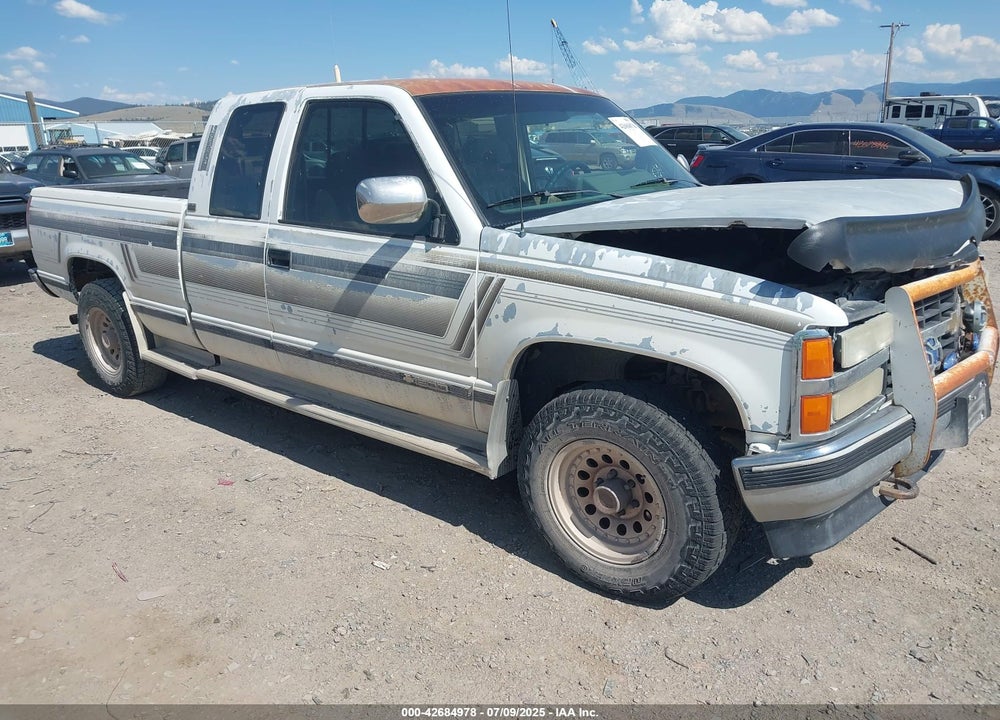 1992 CHEVROLET GMT-400 K1500 VIN: 2GCEK19K2N1147104