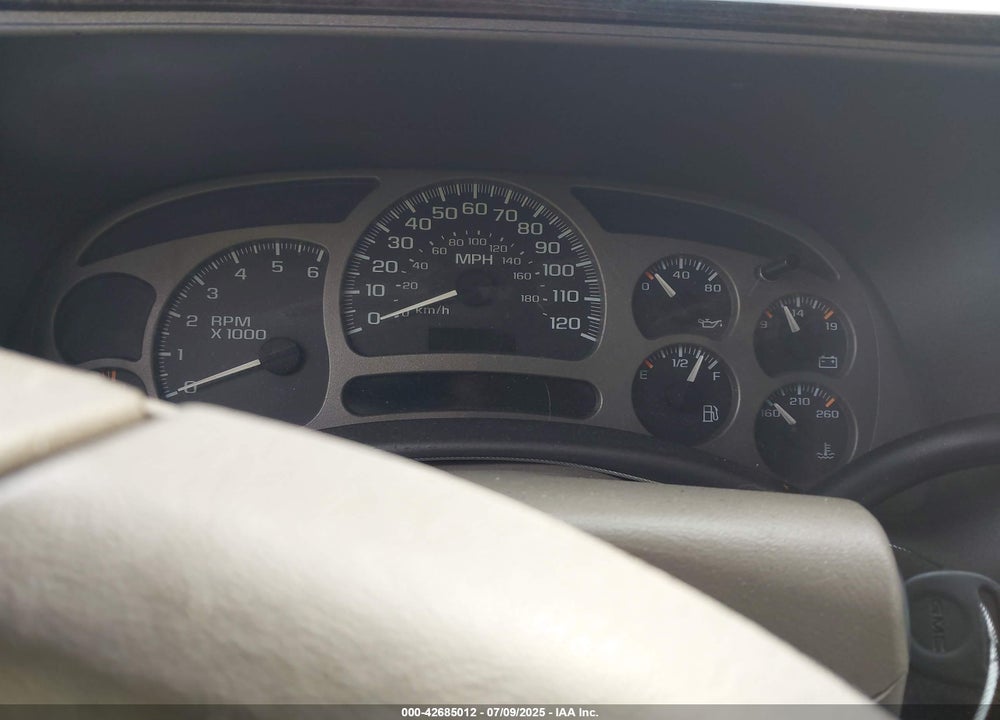 2005 GMC YUKON XL 1500 DENALI VIN: 1GKFK66U05J202781