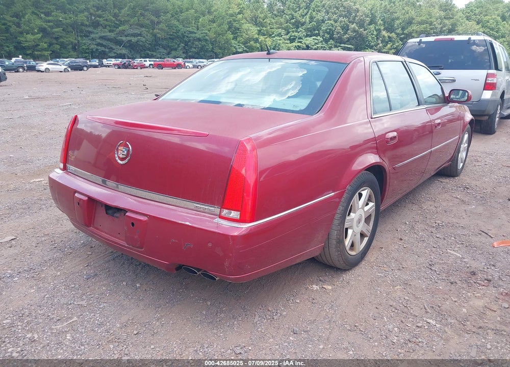 2008 CADILLAC DTS VIN: 1G6KD57Y28U102655