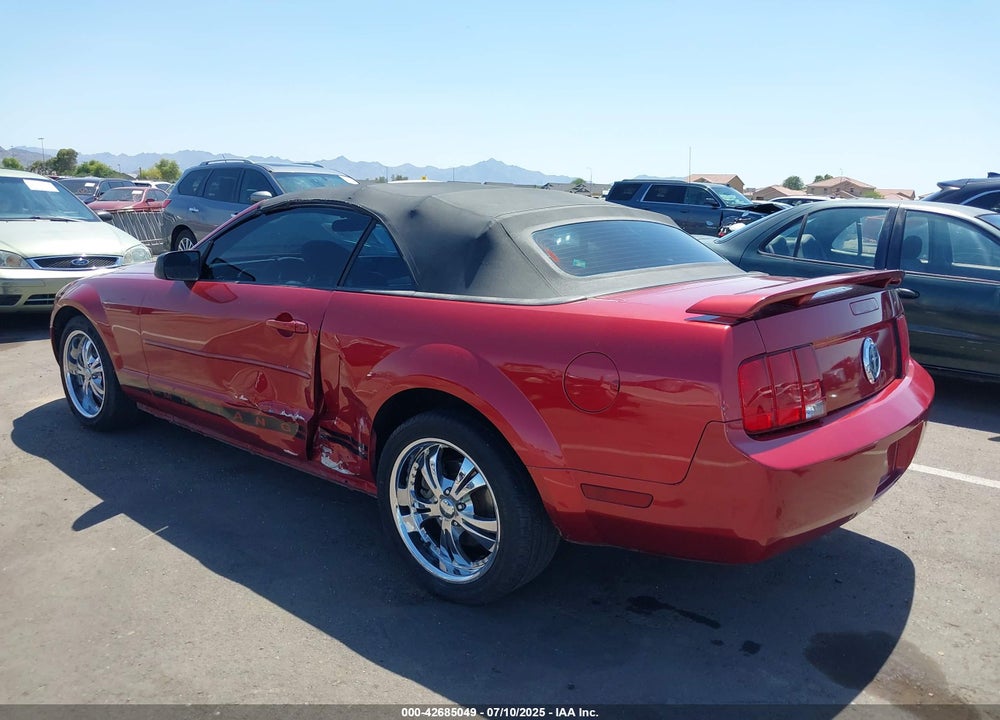 2005 FORD MUSTANG VIN: 1ZVFT84N455197638