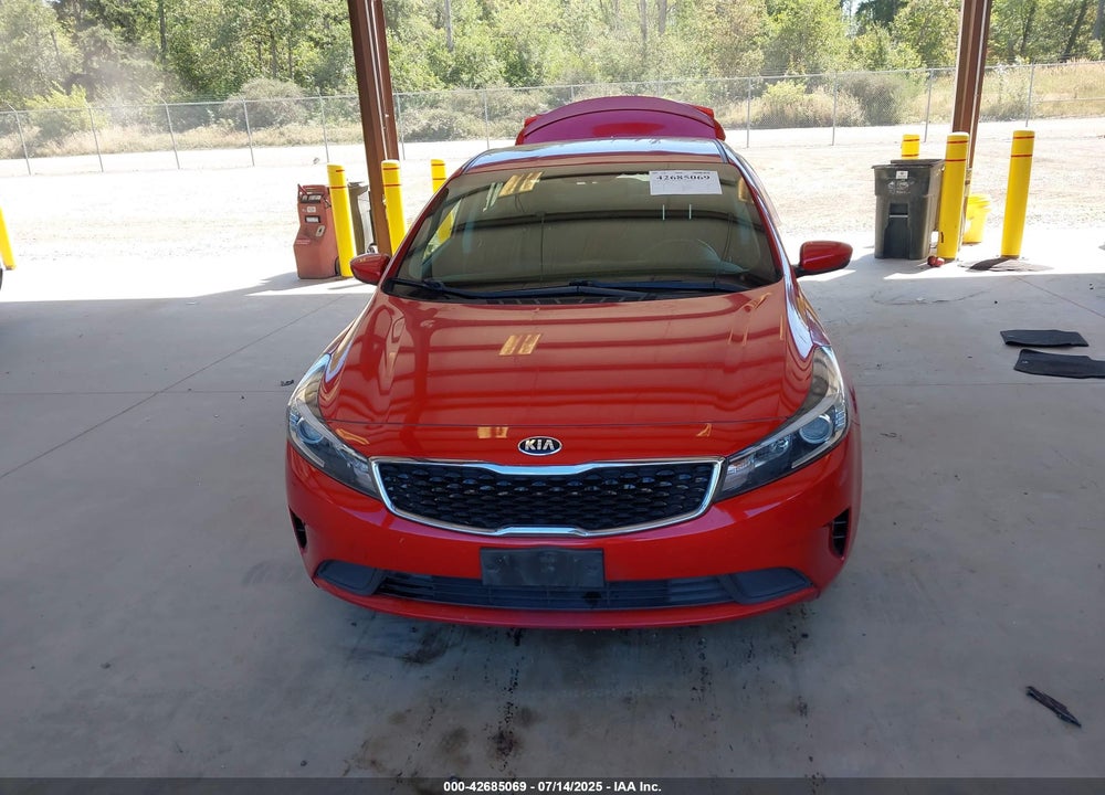 2018 KIA FORTE VIN: 3KPFL4A75JE197583