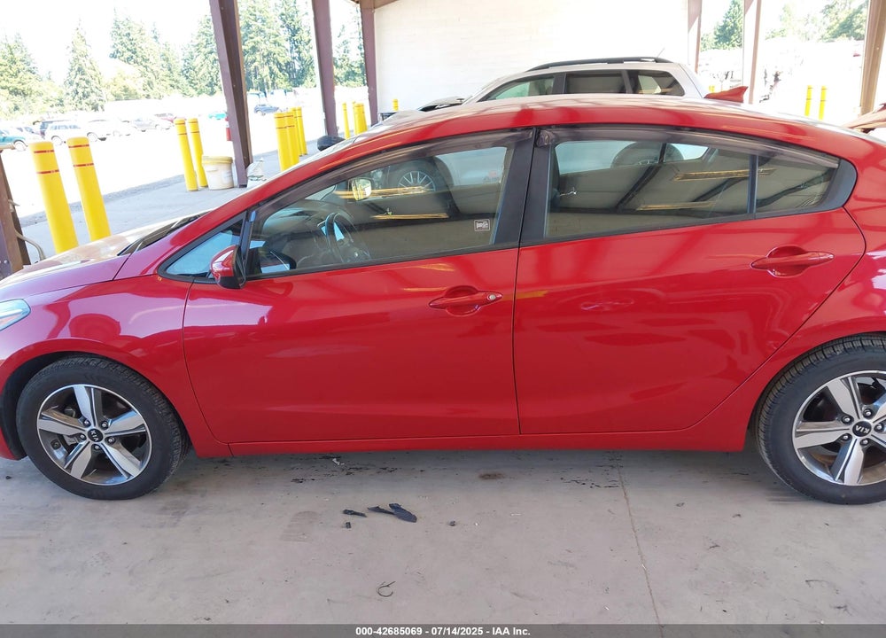 2018 KIA FORTE VIN: 3KPFL4A75JE197583