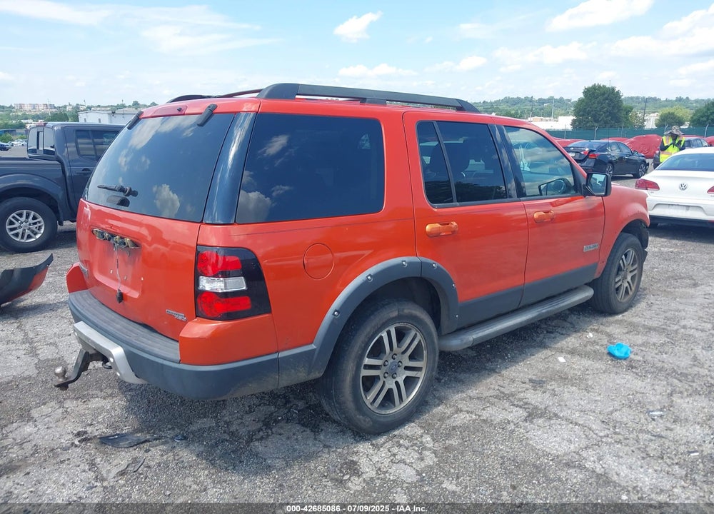 2007 FORD EXPLORER XLT VIN: 1FMEU73837UB58416