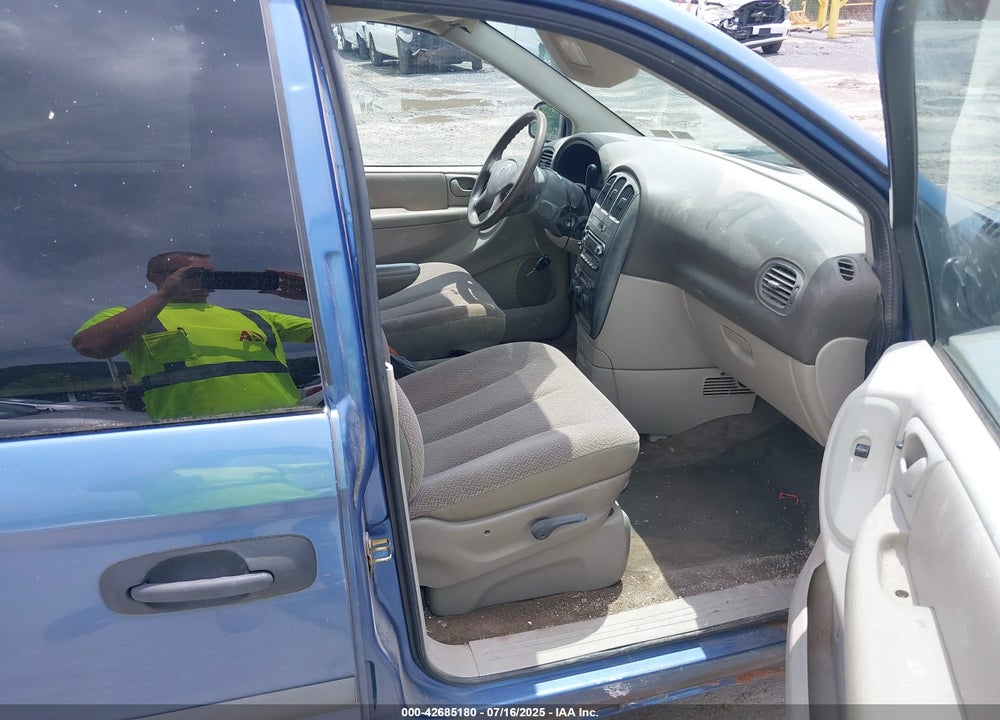 2007 DODGE GRAND CARAVAN VIN: 1D4GP24R77B150896