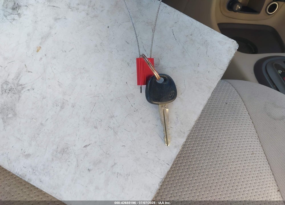 2006 HYUNDAI ACCENT VIN: KMHCN46C06U009690