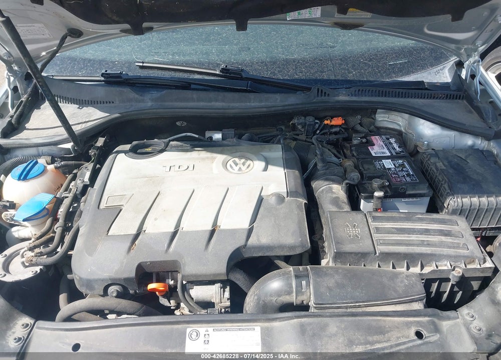2013 VOLKSWAGEN JETTA VIN: 3VWPL7AJ4DM612109