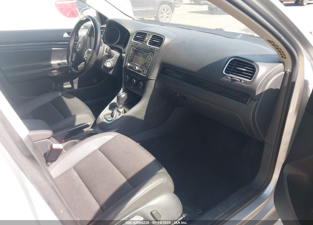 2013 VOLKSWAGEN JETTA VIN: 3VWPL7AJ4DM612109