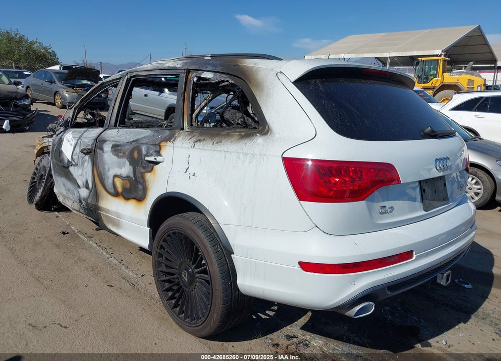 2015 AUDI Q7 VIN: WA1WMAFE5FD003897