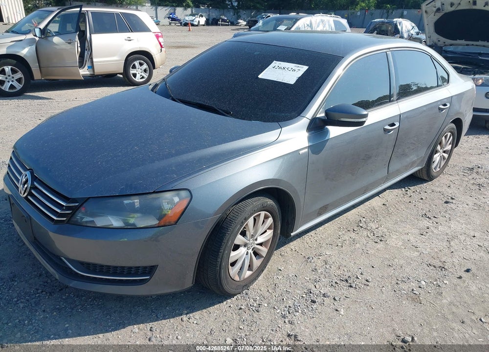 2015 VOLKSWAGEN PASSAT VIN: 1VWAT7A37FC011689