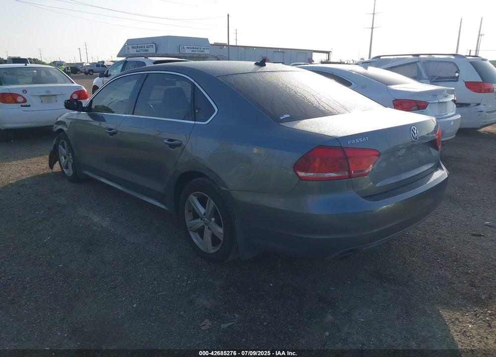 2013 VOLKSWAGEN PASSAT VIN: 1VWBH7A36DC054519