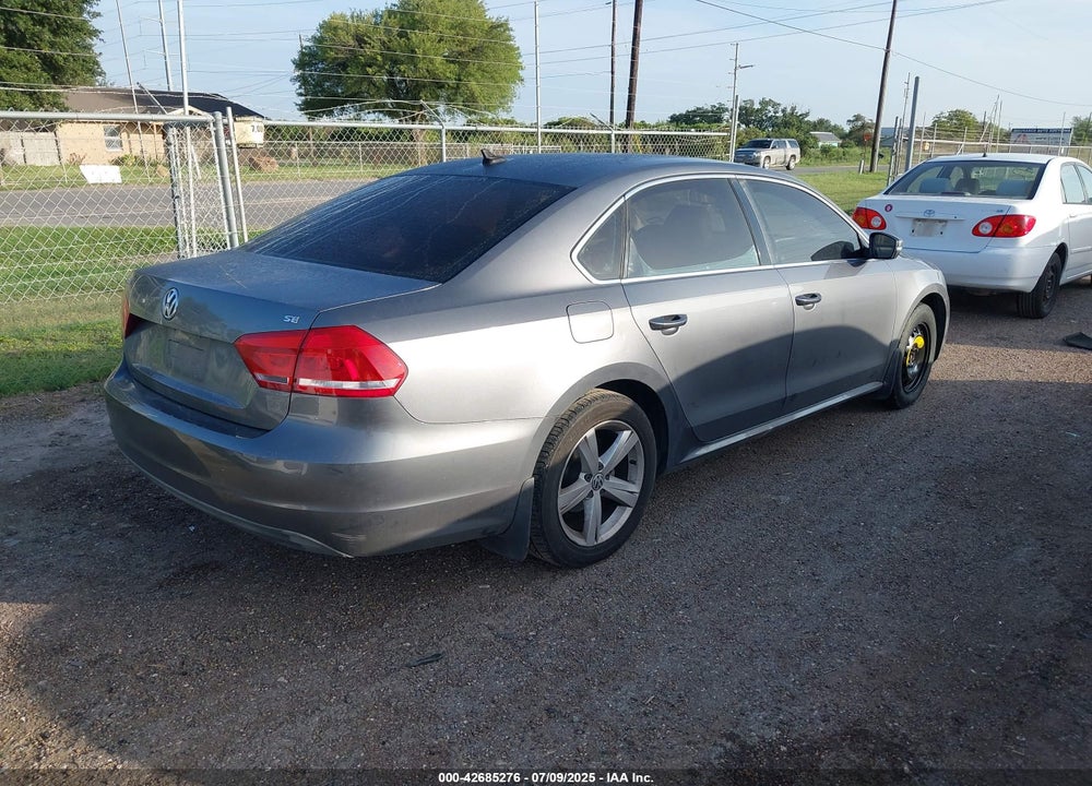 2013 VOLKSWAGEN PASSAT VIN: 1VWBH7A36DC054519