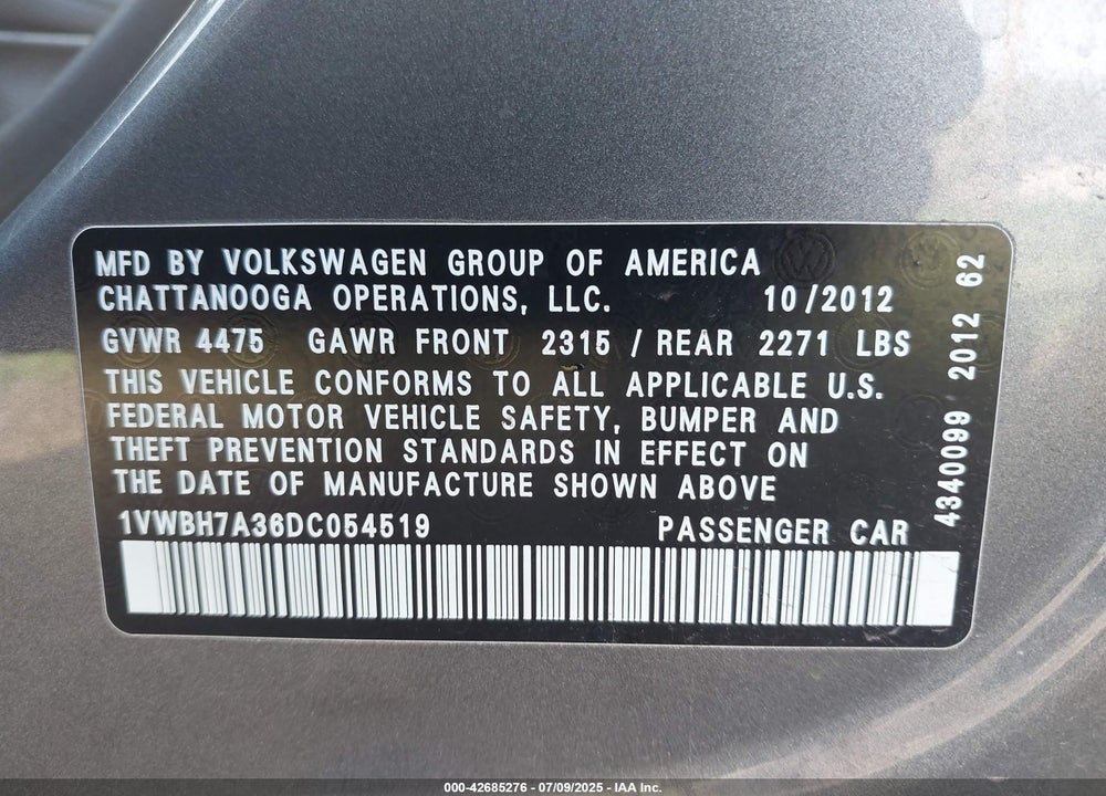 2013 VOLKSWAGEN PASSAT VIN: 1VWBH7A36DC054519