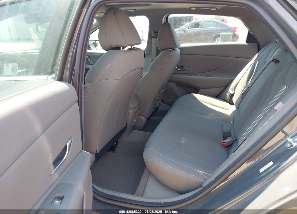 2024 HYUNDAI ELANTRA VIN: KMHLS4DG9RU672257