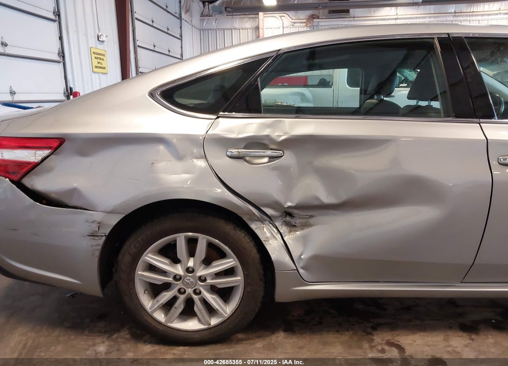 2015 TOYOTA AVALON VIN: 4T1BK1EB9FU173127