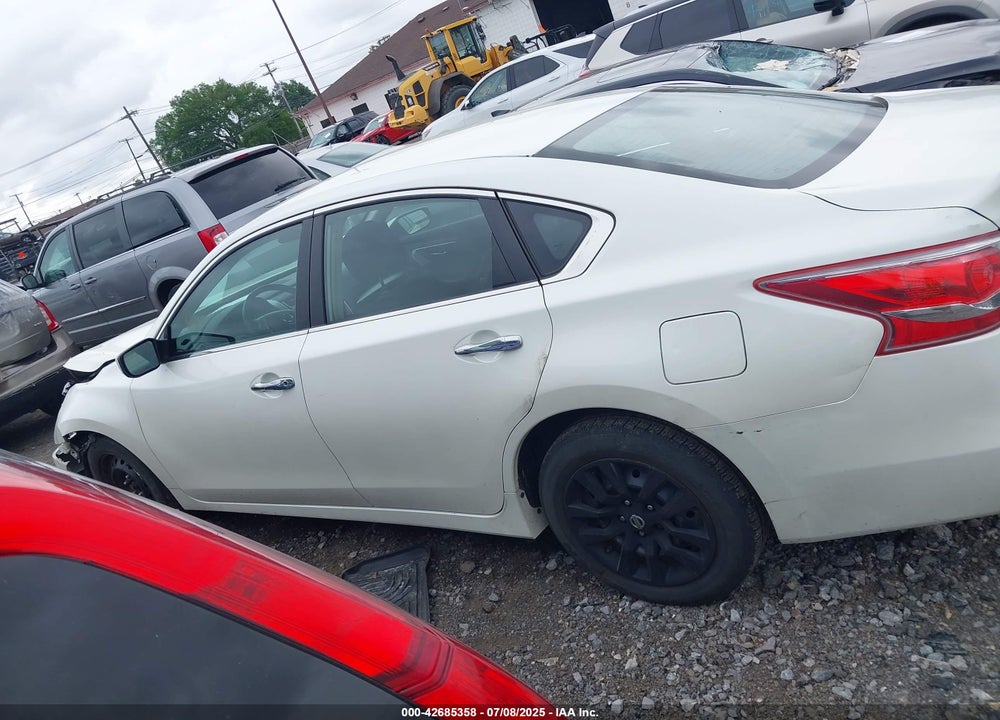 2013 NISSAN ALTIMA VIN: 1N4AL3AP7DC247132