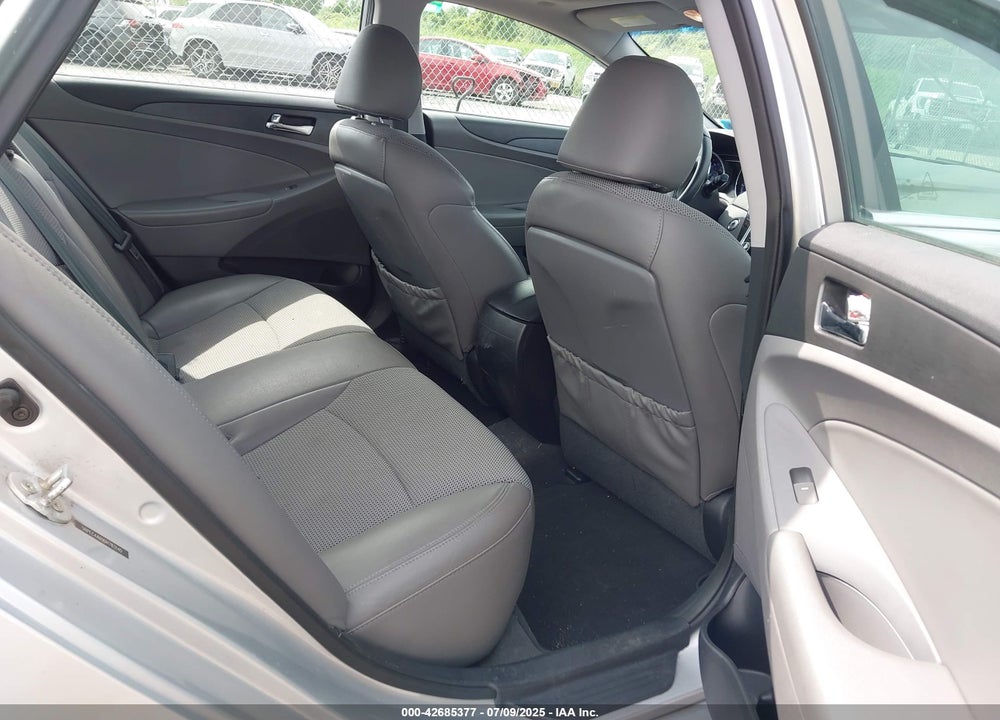 2013 HYUNDAI SONATA SE 2.0T VIN: 5NPEC4AB9DH783140