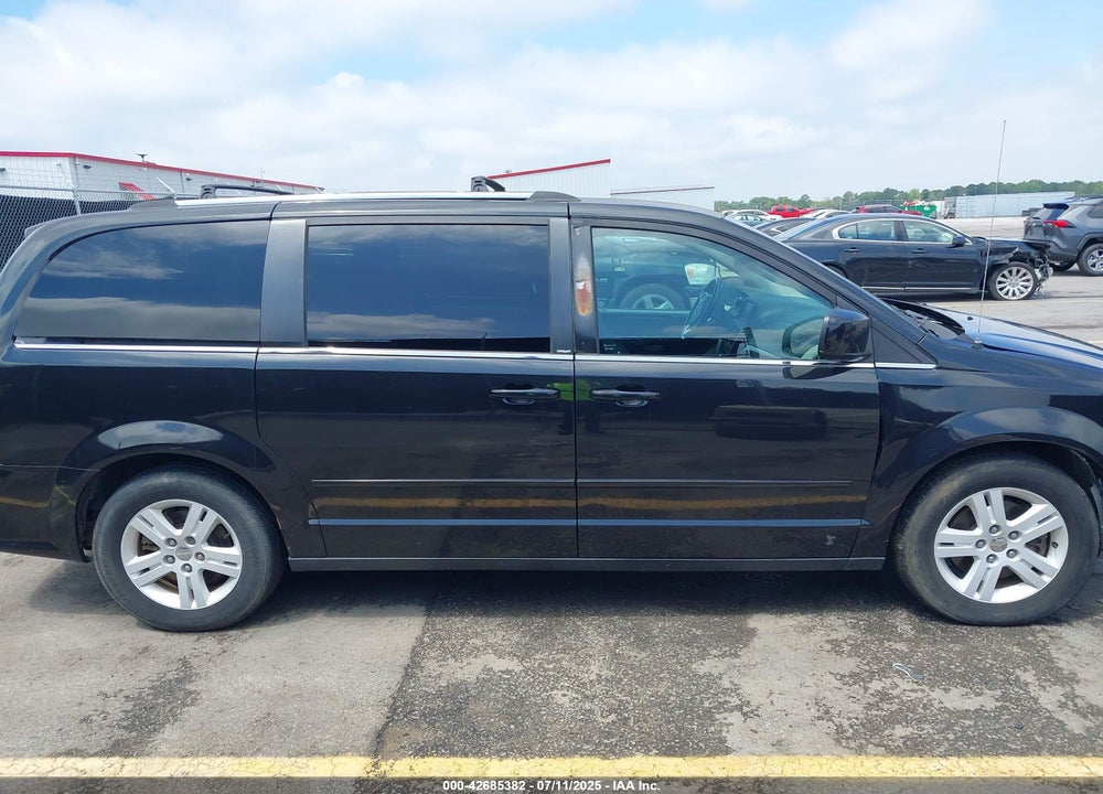 2012 DODGE GRAND CARAVAN VIN: 2C4RDGDG1CR332826