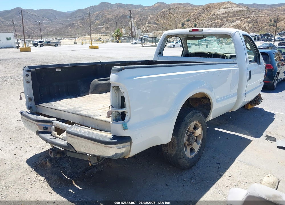2005 FORD F-250 VIN: 1FTSF20P05EA38032