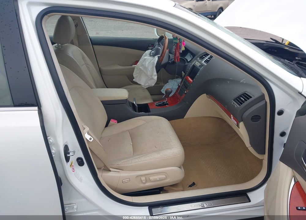 2011 LEXUS ES350 VIN: JTHBK1EG1B2440216