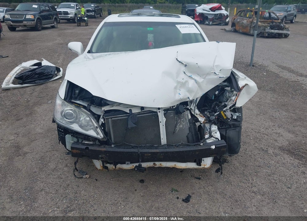 2011 LEXUS ES350 VIN: JTHBK1EG1B2440216