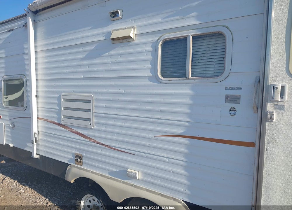 2007 SKYLINE NOMAD LTD VIN: 1SE200M287C000768