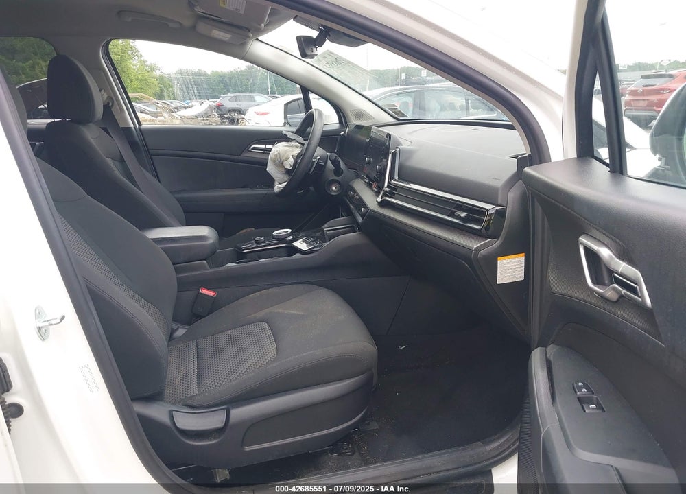 2023 KIA SPORTAGE HYBRID LX VIN: KNDPUCAG9P7083011