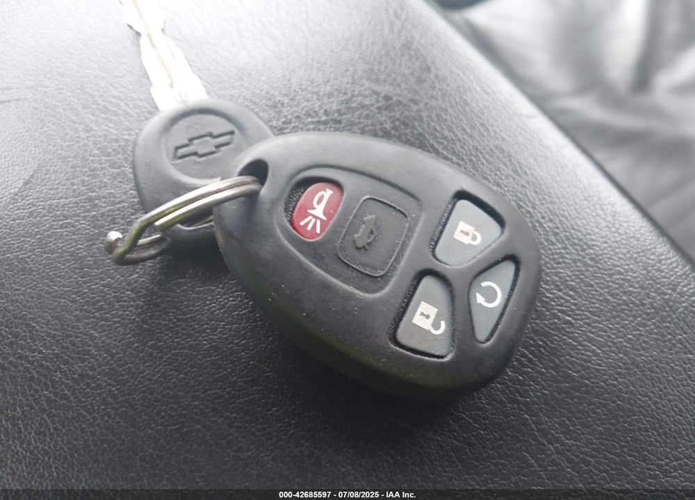 2008 CHEVROLET EQUINOX VIN: 2CNDL037086075670