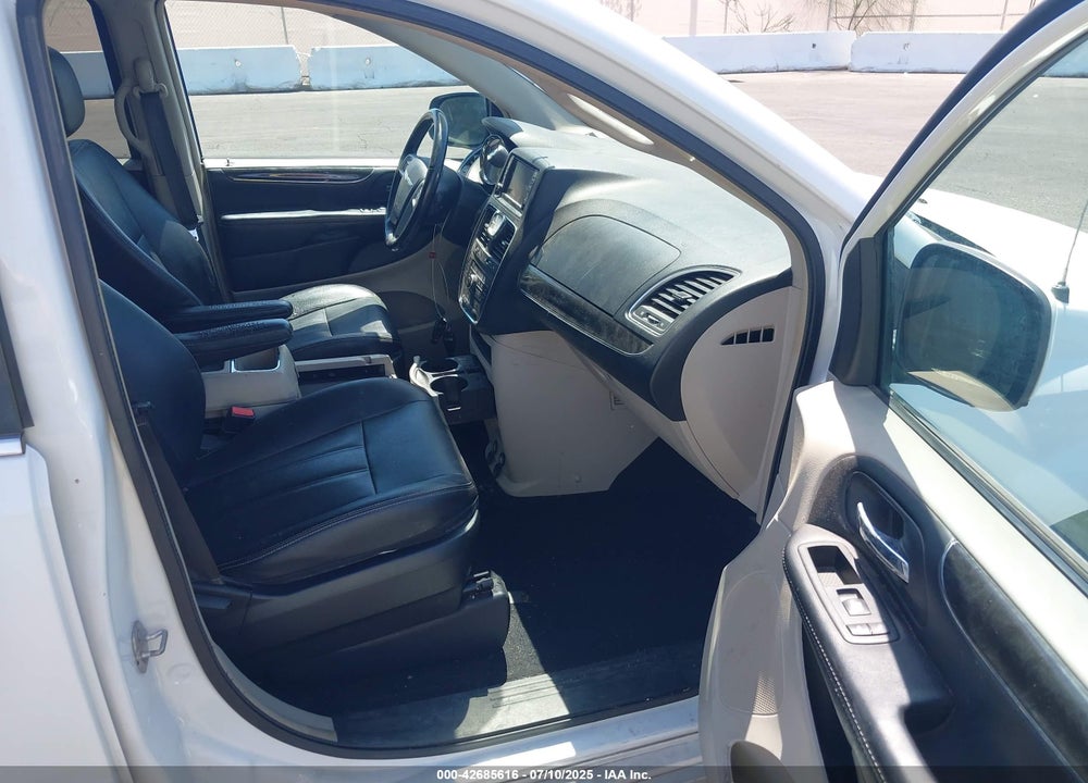 2016 CHRYSLER TOWN & COUNTRY TOURING VIN: 2C4RC1BG8GR280152