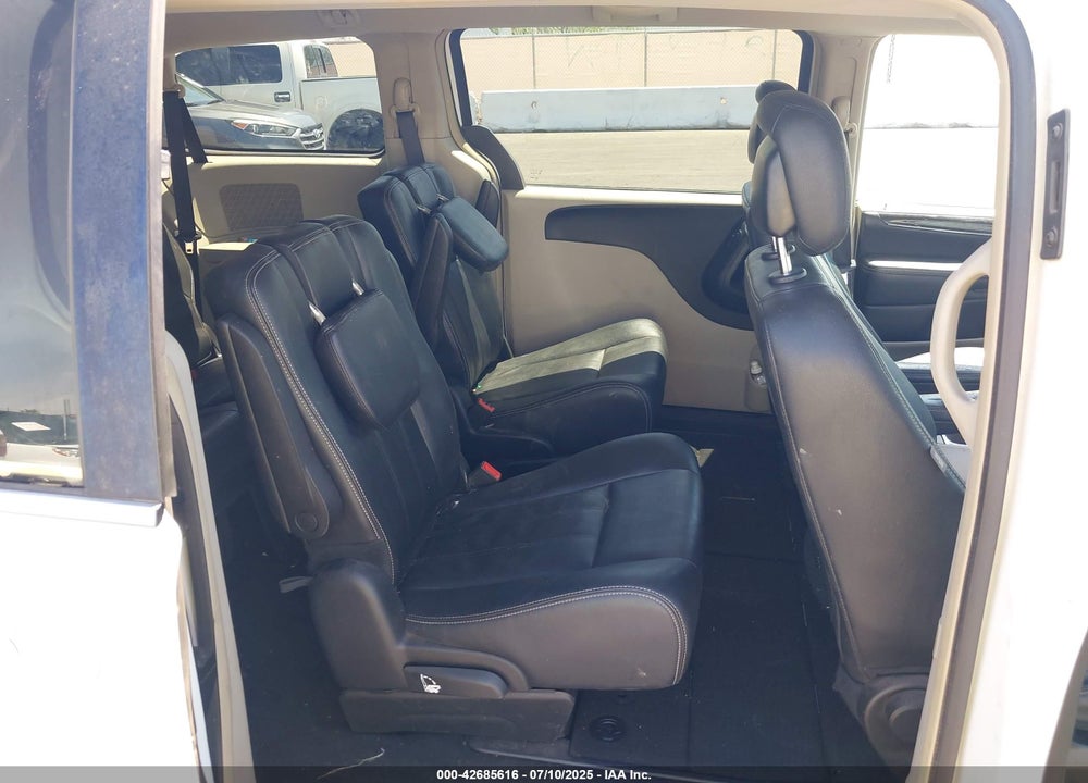 2016 CHRYSLER TOWN & COUNTRY TOURING VIN: 2C4RC1BG8GR280152