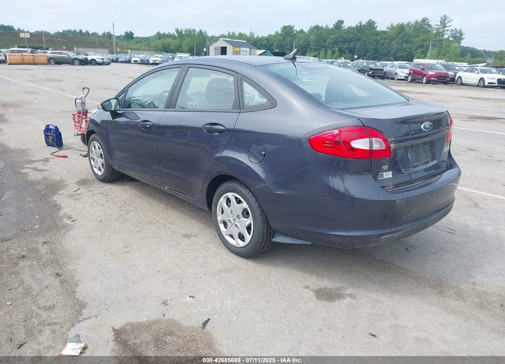 2013 FORD FIESTA VIN: 3FADP4BJ7DM113639