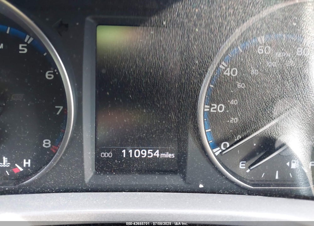 2018 TOYOTA RAV4 VIN: 2T3WFREV5JW417144