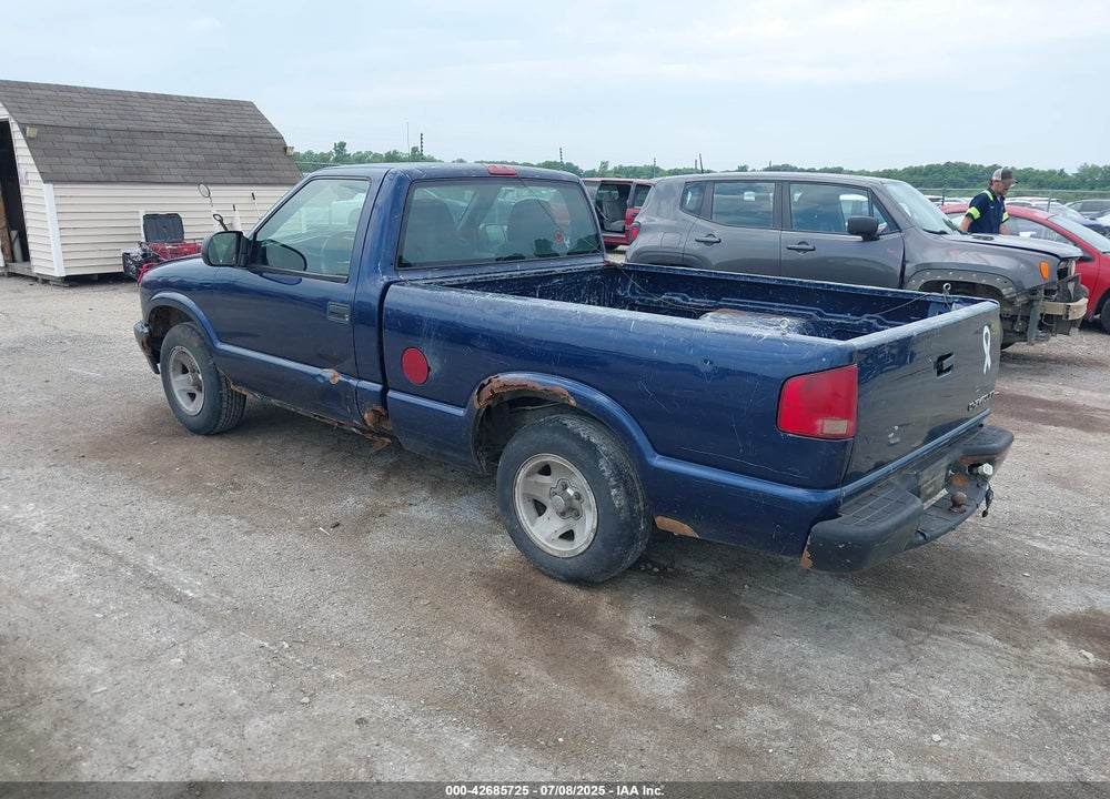 2003 CHEVROLET S-10 VIN: 1GCCS14H138232268