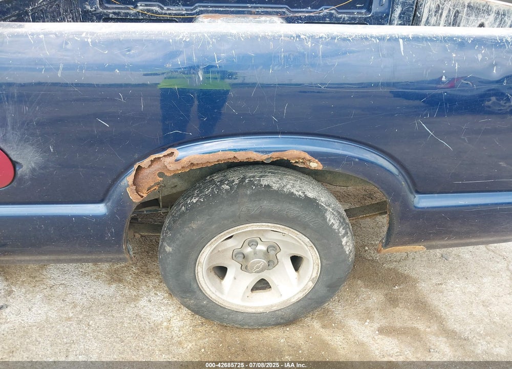 2003 CHEVROLET S-10 VIN: 1GCCS14H138232268
