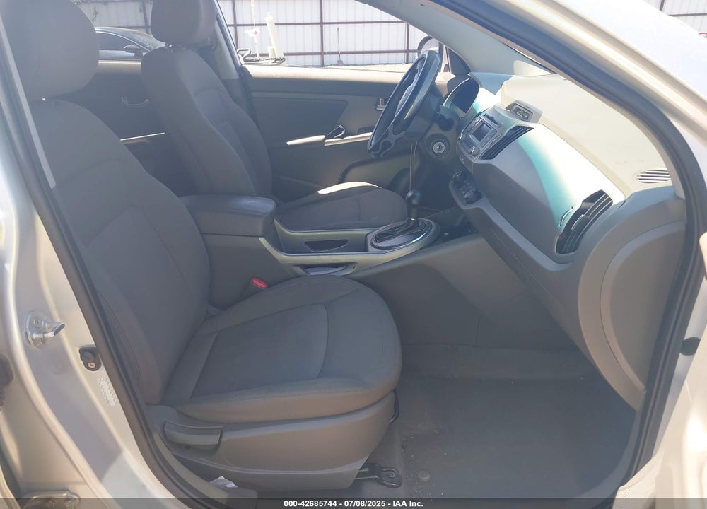2013 KIA SPORTAGE VIN: KNDPBCA24D7352828
