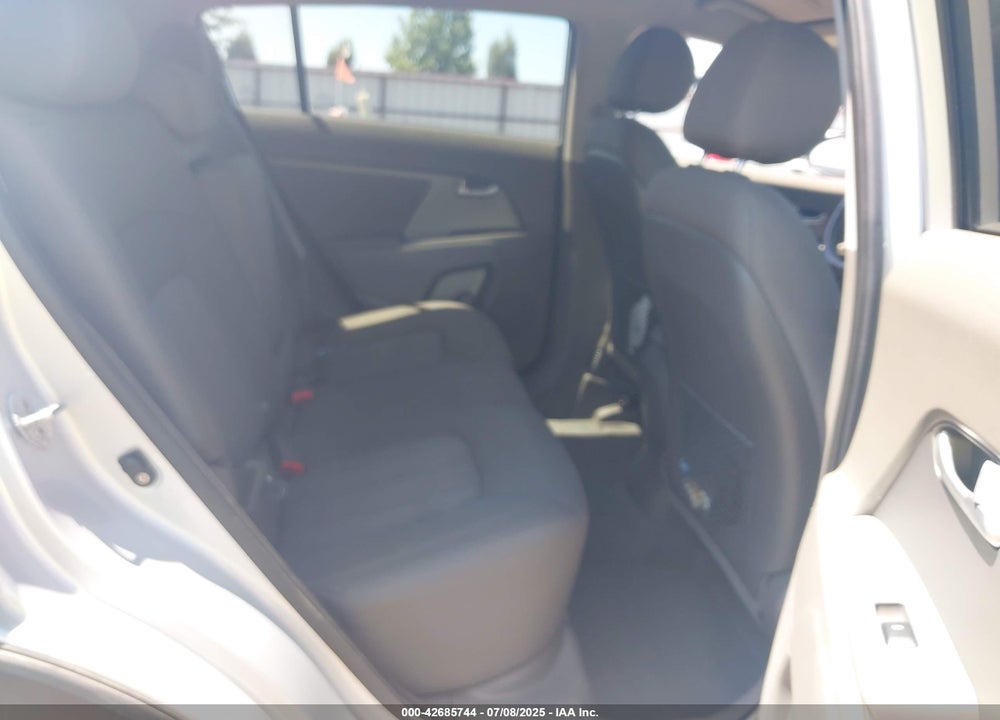 2013 KIA SPORTAGE VIN: KNDPBCA24D7352828