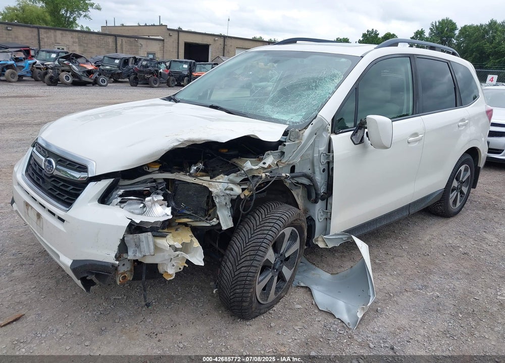 2017 SUBARU FORESTER VIN: JF2SJAGC8HH425427